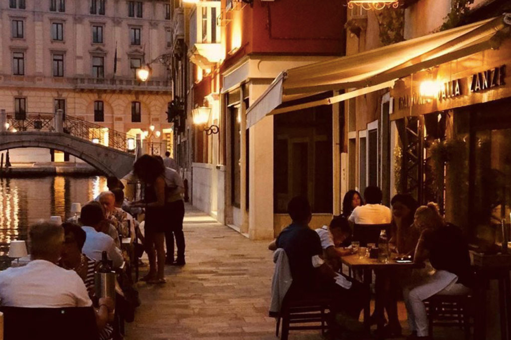 Zanze XVI Osteria esterno